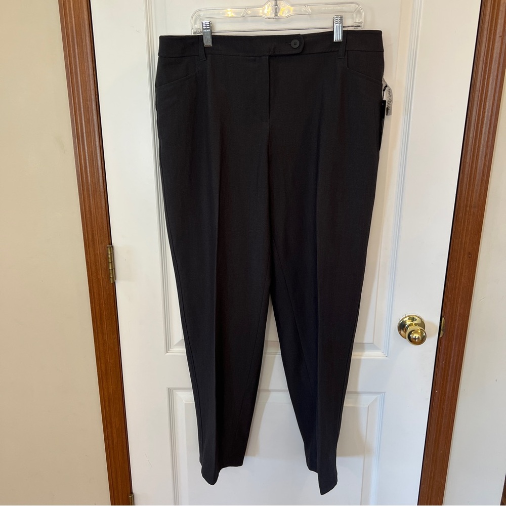 Jones New York NWT Size 14 Gray Classic Trousers